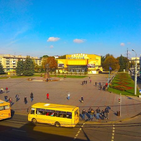 Rivne Hostel Buitenkant foto